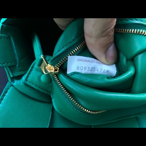 **SOLD** Bottega Vaneta Cassette Crossbody bag - Picture 10 of 16